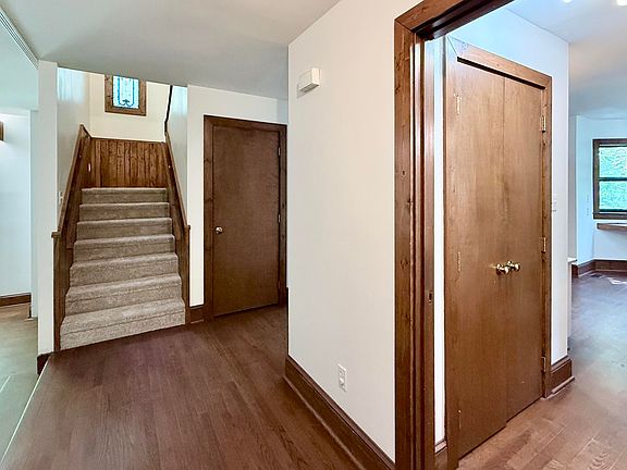 5th image of 15 Harvey Pl