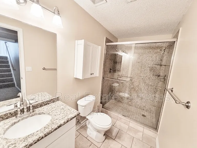 1208 SE Meridian Dr — Photo 16