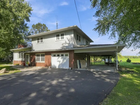 1715 E Springhill Rd, Warsaw, IN 46580
