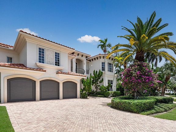 4th image of 501 Golden Harbour Drive