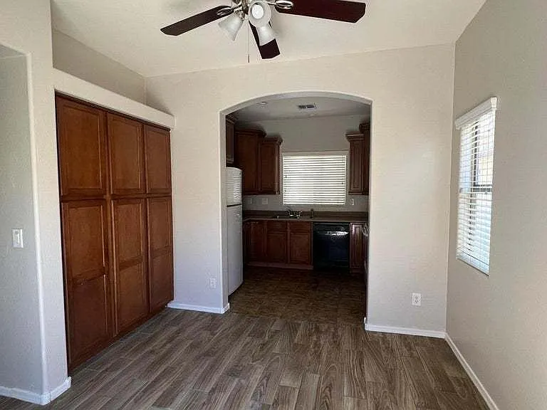 4661 E Laurel Ave — Photo 19