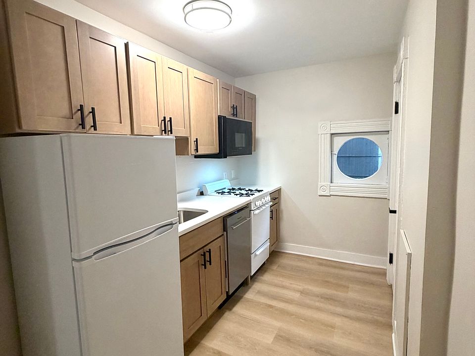 1st image of 501 Averill Ave #3