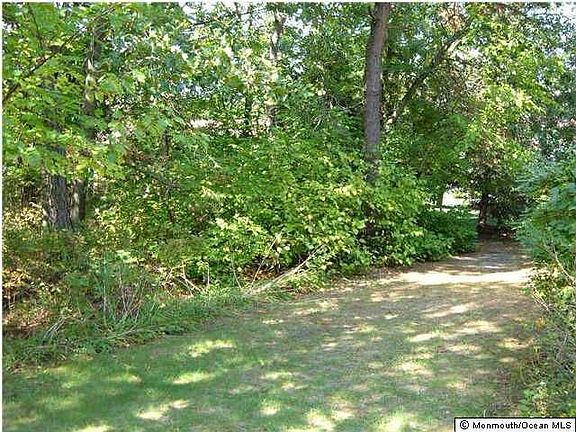 3rd image of 6 Bayberry Ln #A