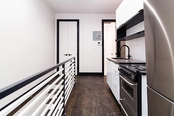 Rented by Nooklyn NYC LLC | media 87