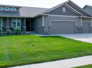 6730 Reed Ln, West Des Moines, IA 50266