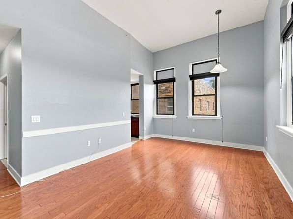 171 Grape St APT 206