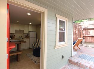 806 Bayview Dr, Hermosa Beach, CA 90254