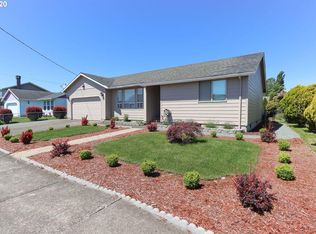 3512 Hawthorne Ln, Tillamook, OR 97141