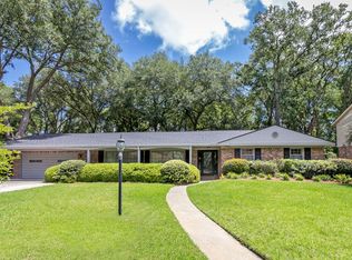 1868 Rugby Ln, Charleston, SC 29407