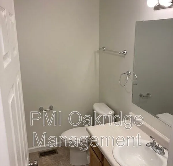 751 Campbell Rd — Photo 8