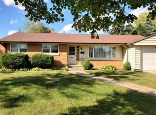 2008 32nd St, Kenosha, WI 53140