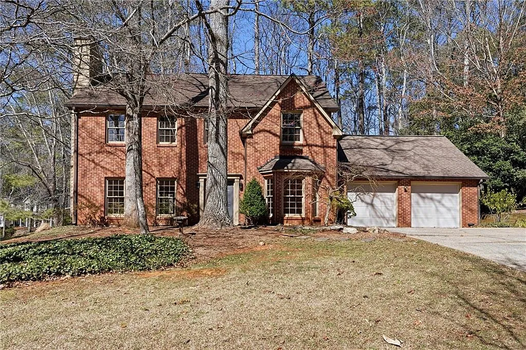 4 bed, 2.5 bath, 2276 sqft, $3,500 — Photo 1