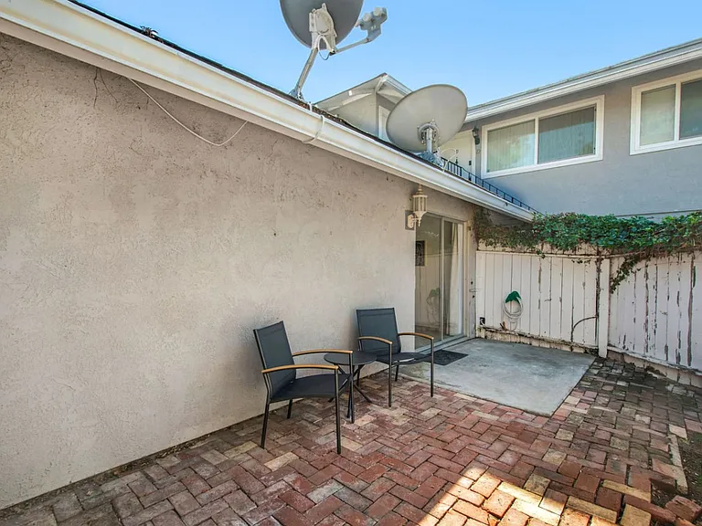 418 Nobel Ave #A — Photo 23