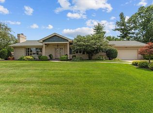 1626 Inwood Rd, South Bend, IN 46614