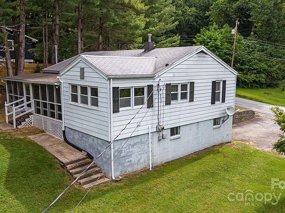 2nd image of 223 Browning Ave