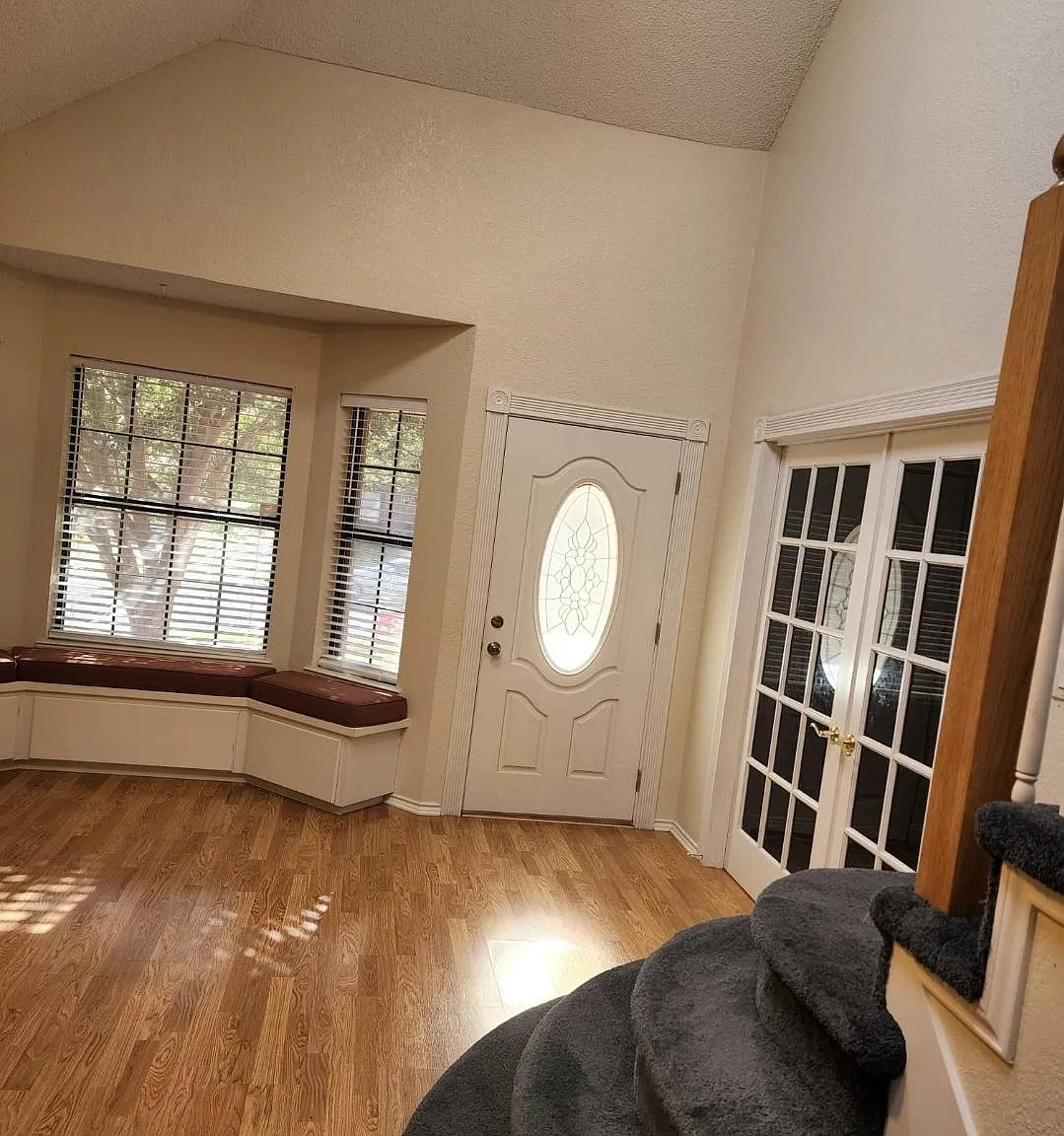 2708 London Ct — Photo 1