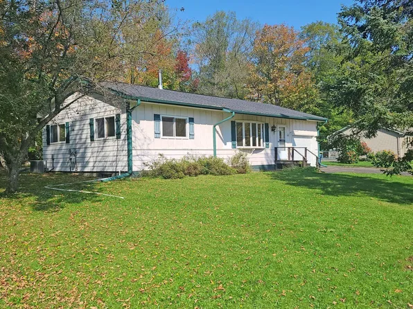521 E 3rd St, Washburn, WI 54891
