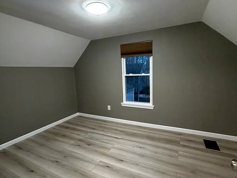 156 E Henrietta Rd — Photo 27