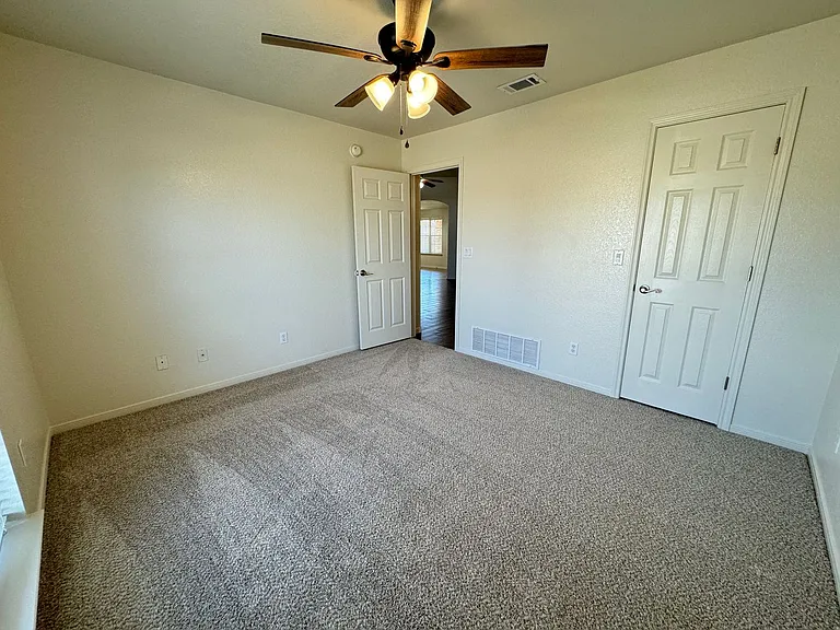 3806 Tatonka Dr — Photo 18