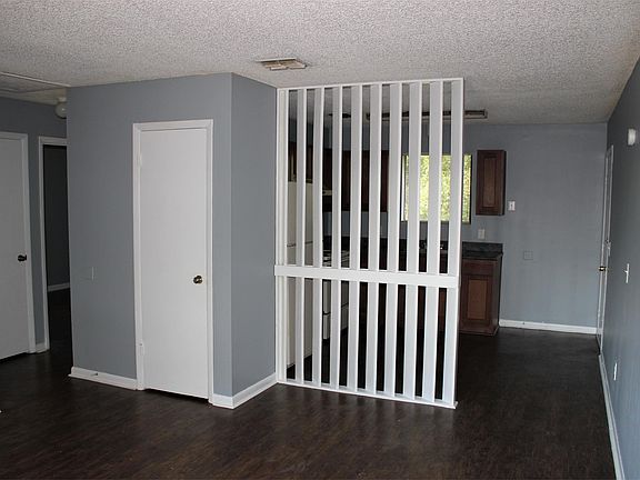 3rd image of 5136 Westchase Ct APT 2