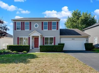 2723 Hillsboro Blvd, Aurora, IL 60503