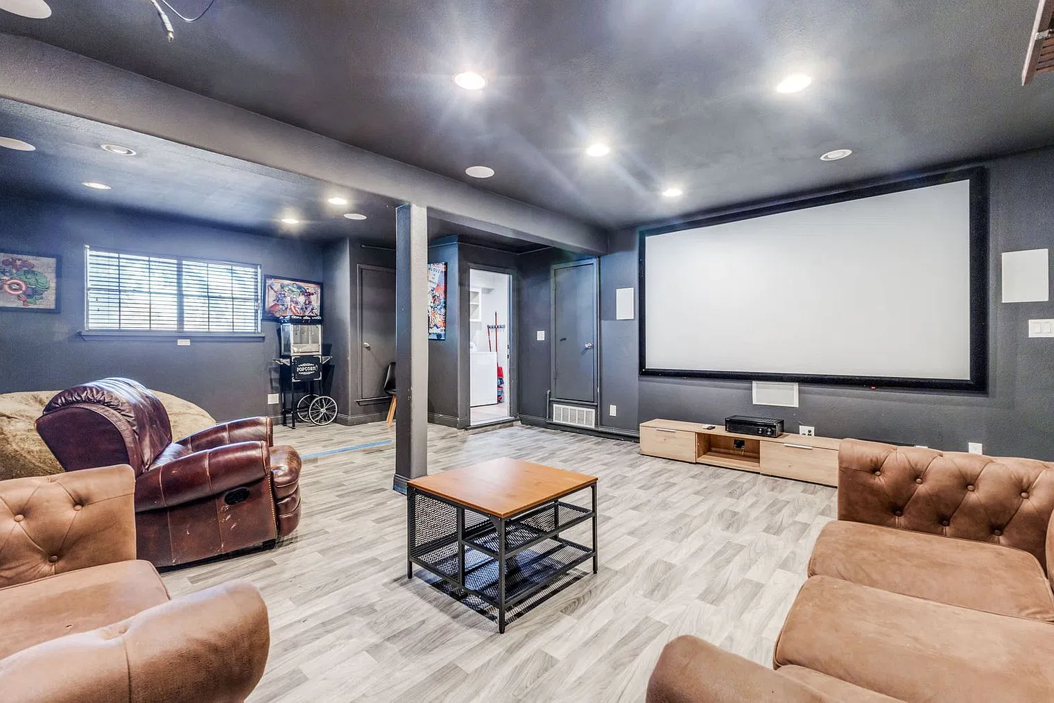 5 bed, 2.0 bath, 2346 sqft, $5,590 — Photo 4