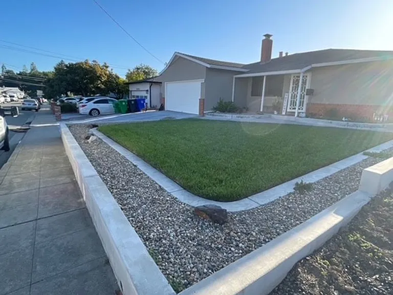 23743 Clayton St — Photo 2