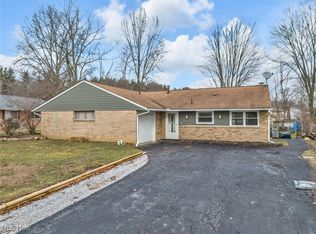 5109 Peggy Ann Dr, Akron, OH 44319