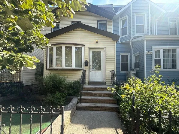 107-27 109th St, South Richmond Hill, NY 11419