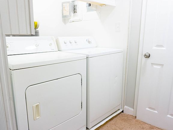 4th image of 1620 Redcoat Dr #1B-183SQFT