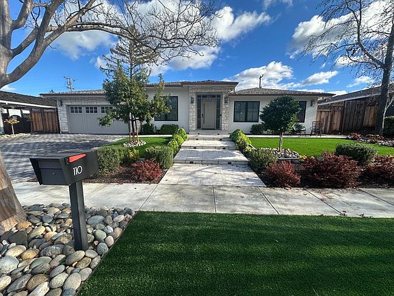 3rd image of 110 Lansberry Ct