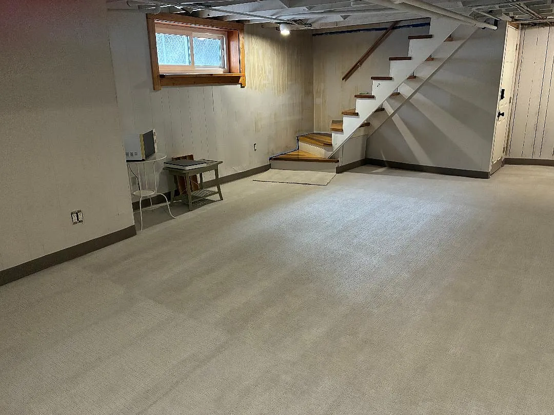 1 bed, 820 sqft, $1,150 — Photo 4
