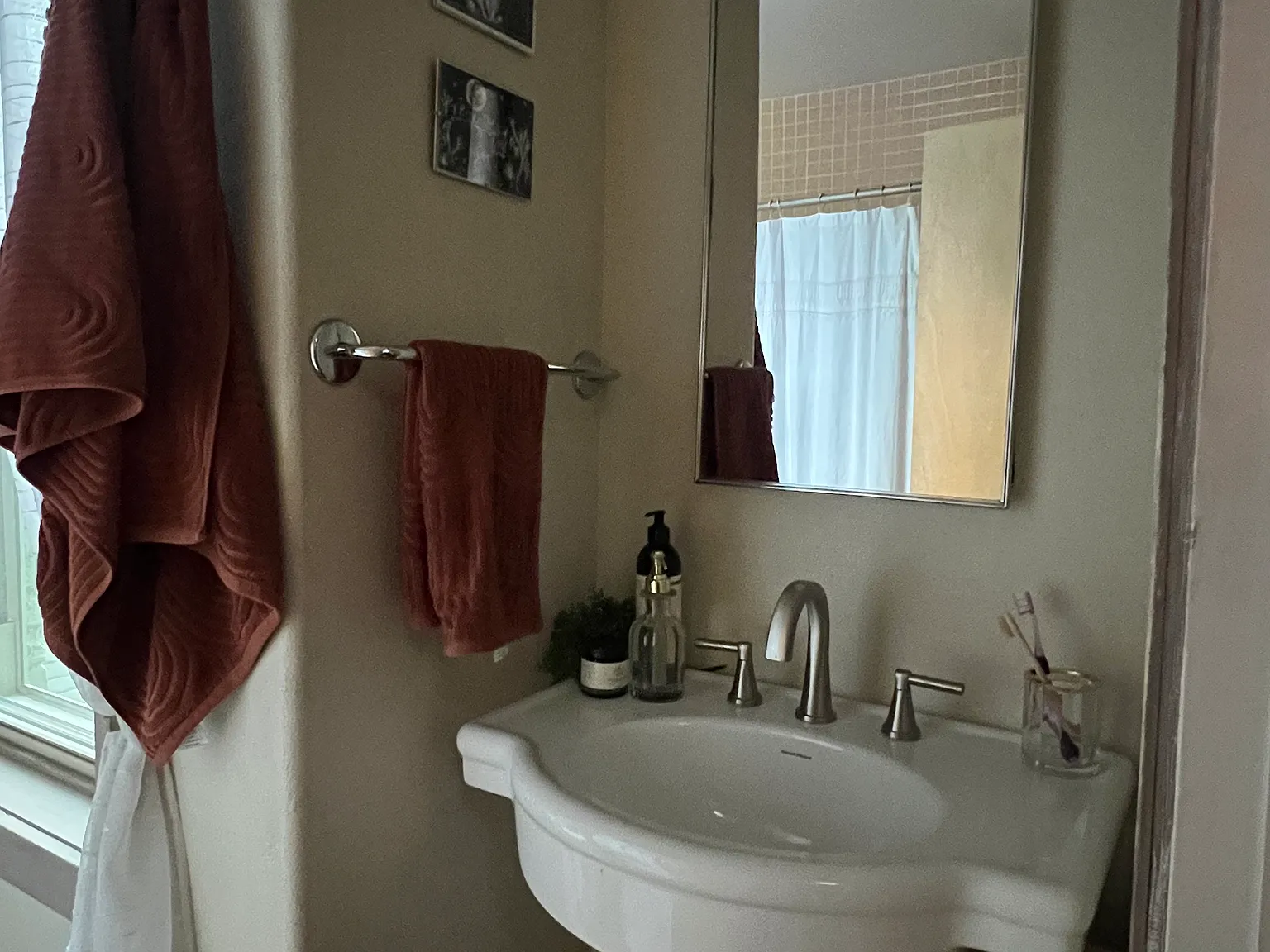 1 bed, 982 sqft, $2,200 — Photo 4