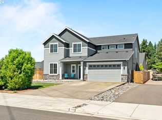 12777 Myrtlewood Way, Oregon City, OR 97045