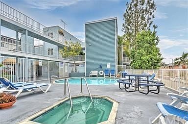 spa & plenty of space to lay out and tan!