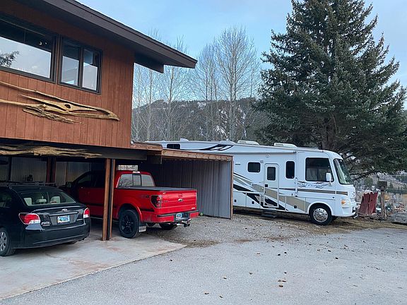 2nd image of 1040 Budge Dr