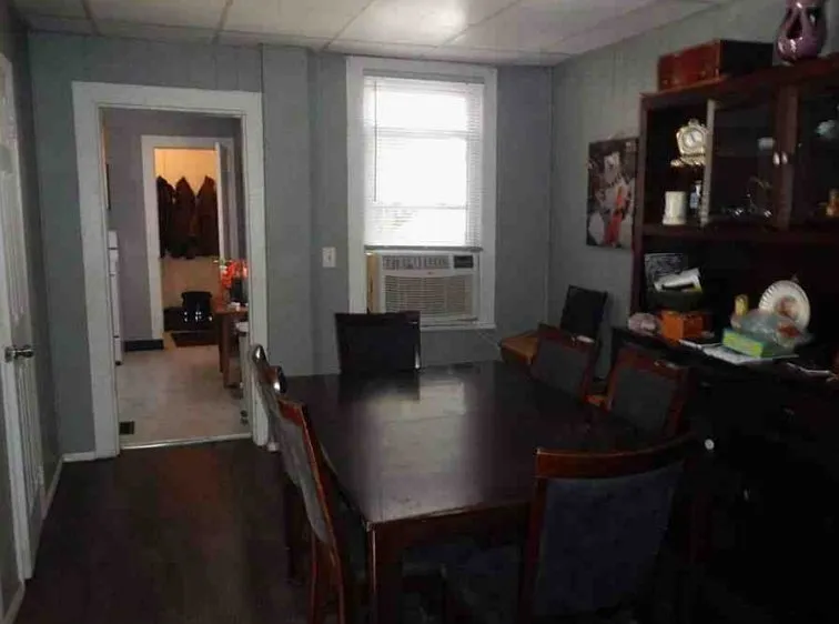 537 Stone St #537 — Photo 9