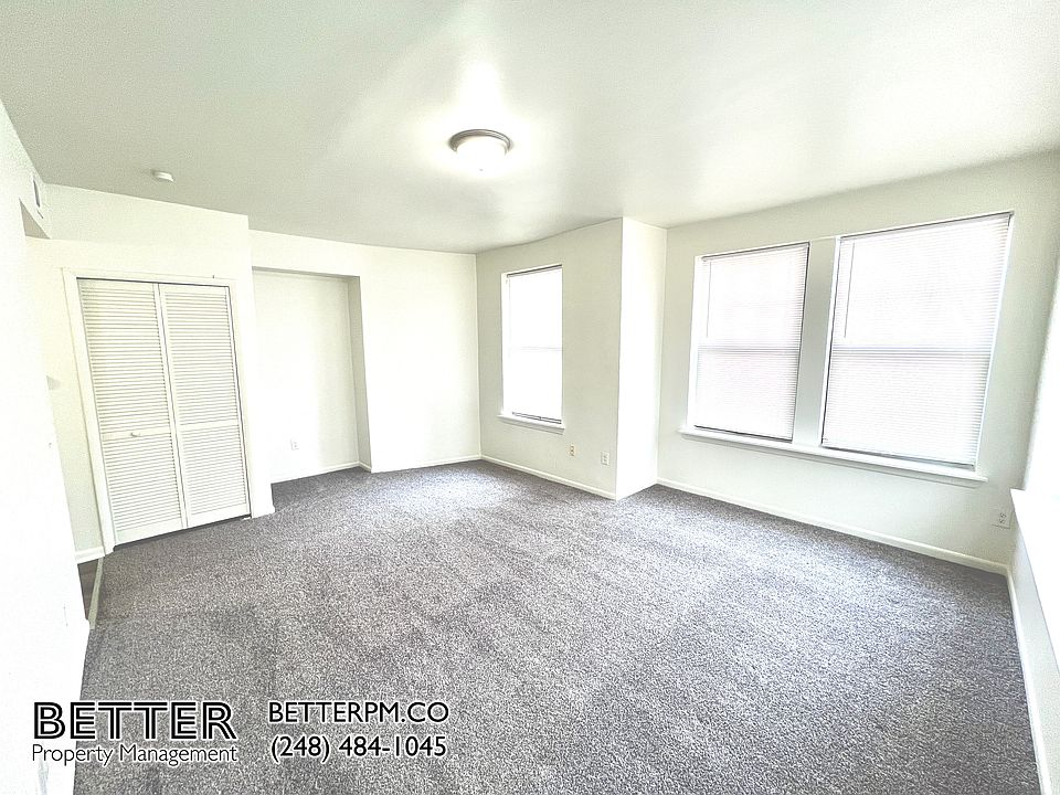 1st image of 1887 W Grand Blvd #102
