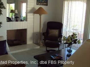 17387 Plaza Dolores, San Diego, CA 92128