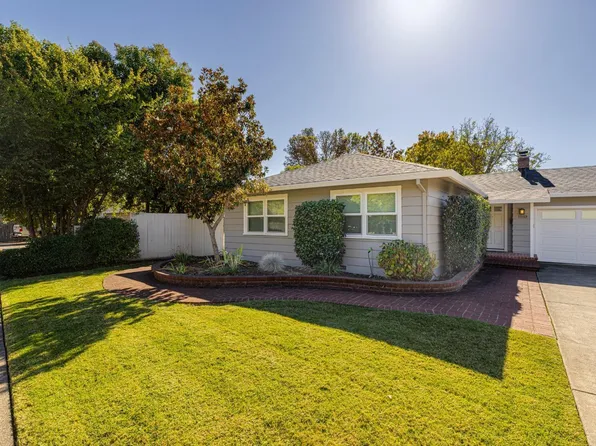 1033 Summerfield Road, Santa Rosa, CA 95405