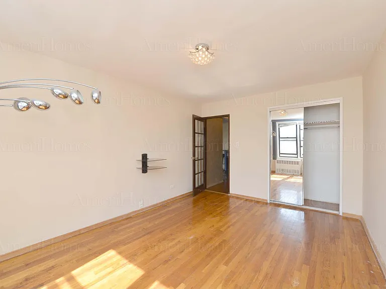 2800 Coyle St #311 — Photo 6
