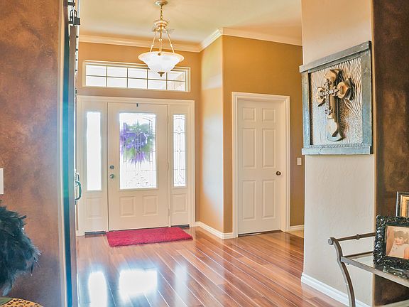 4th image of 3504 Stratford Pl