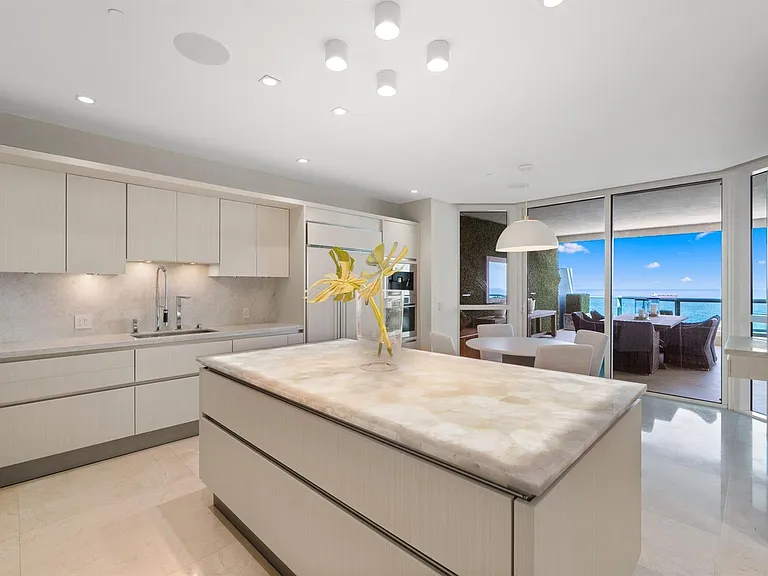 101 Fort Lauderdale Beach Blvd #Penthouse 2703 — Photo 14