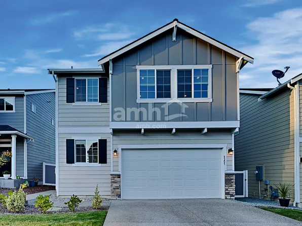 8205 125th St E, Puyallup, WA 98373