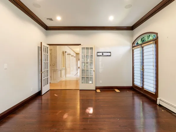 51 Romer Road image 20 of 92