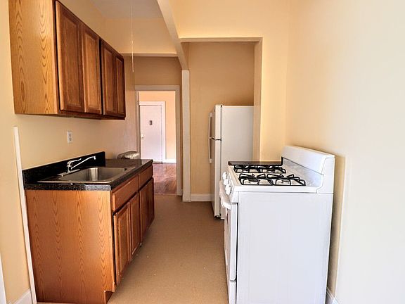 3rd image of 3034 Albany Cres APT 5H
