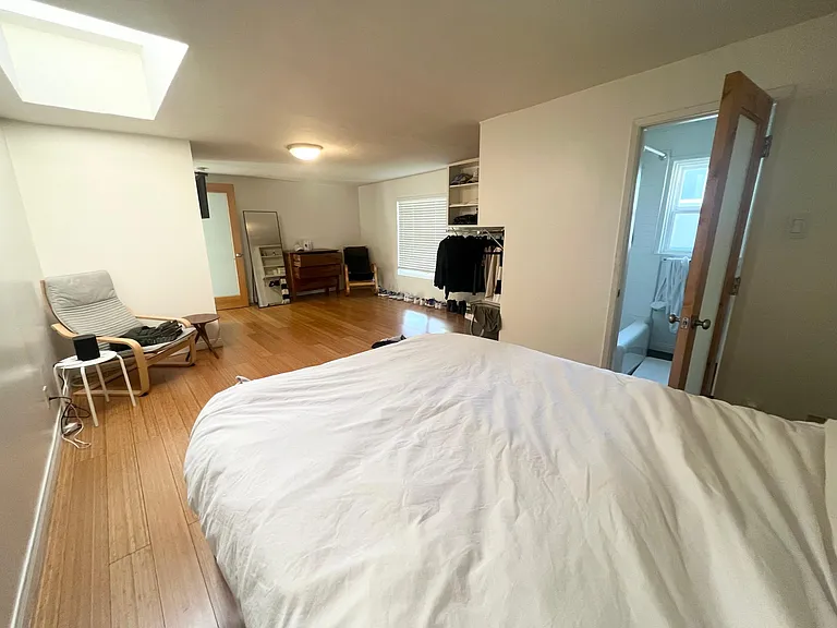 719 Ocean Front Walk — Photo 20