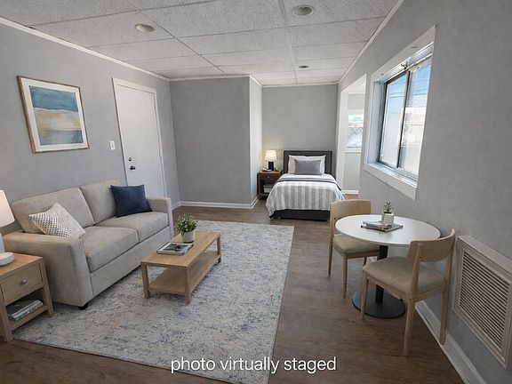 4th image of 10-12 Vernon St #203