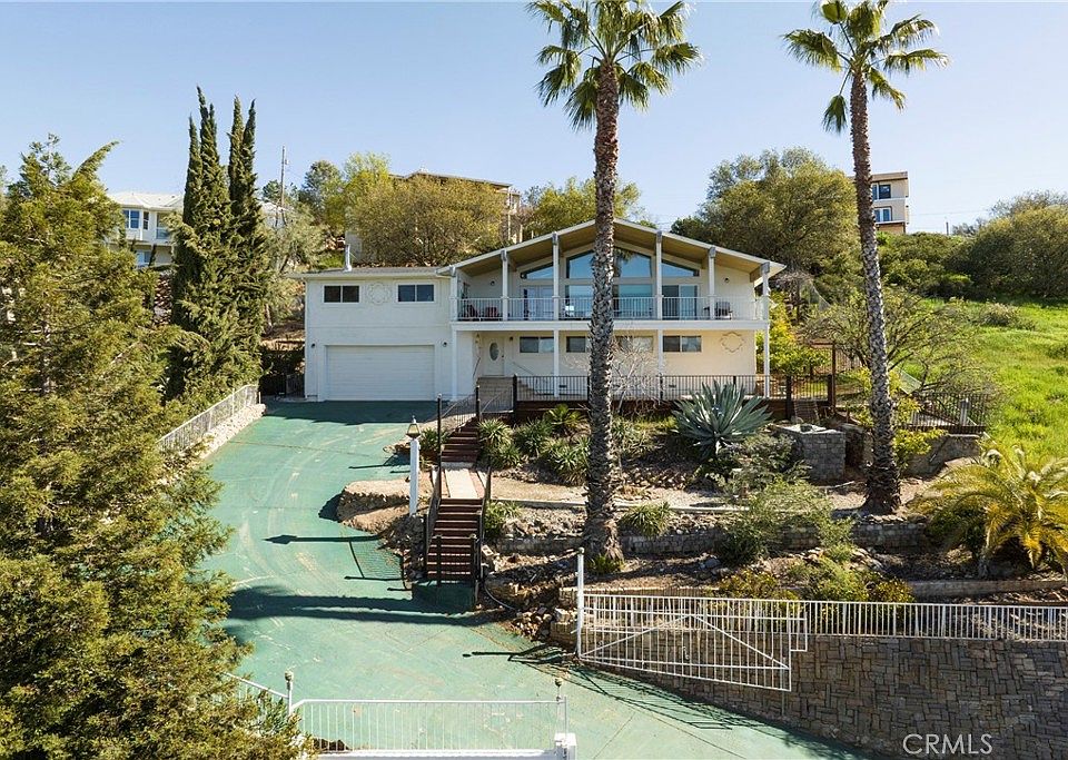 1st image of 17431 Greenridge Rd