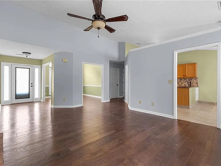 760 Trellis Pond Ct #4 — Photo 4